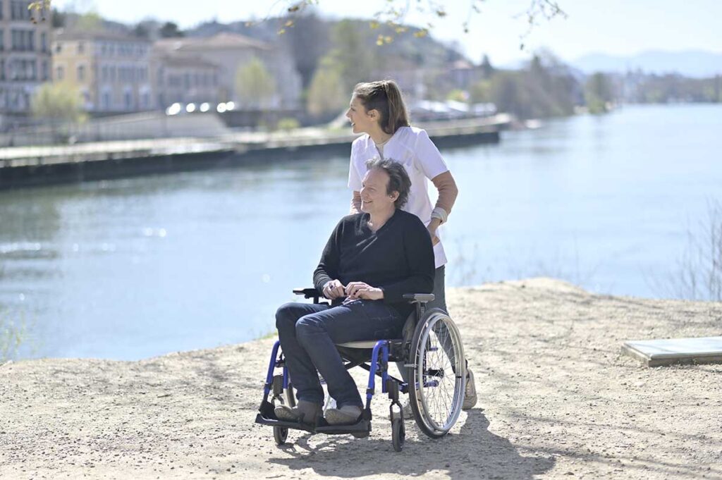 Aide à domicile pour personnes handicapées