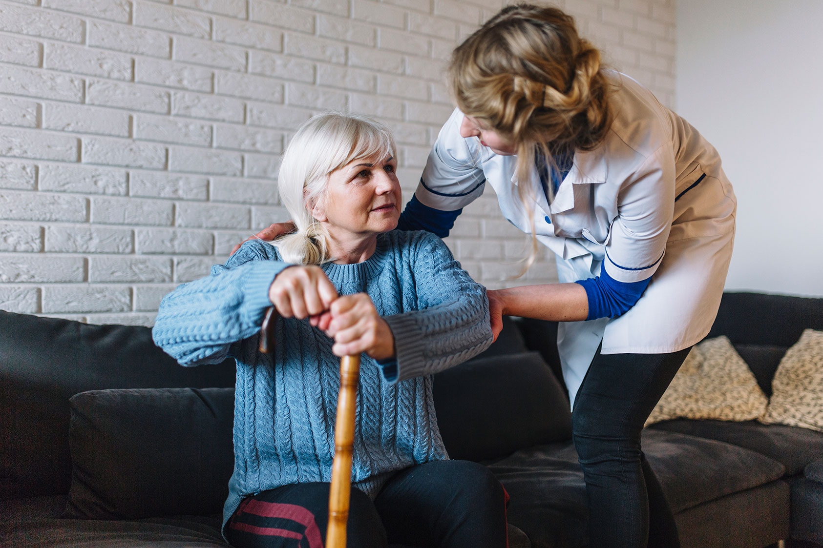 Aide à domicile pour accompagner les seniors dans leur quotidien et préserver leur autonomie.